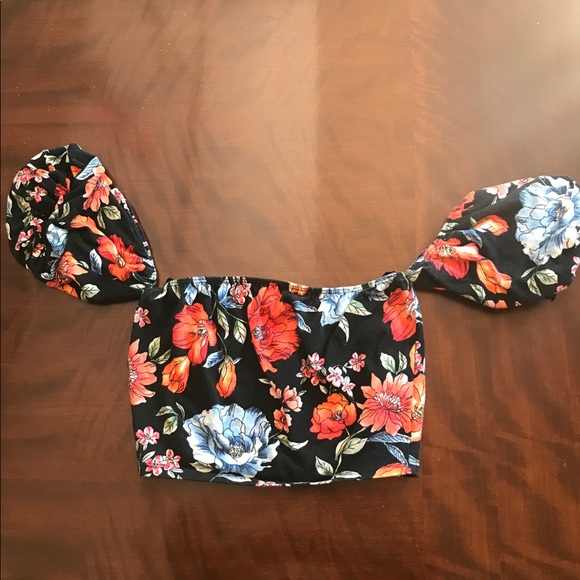 Forever 21 Off-the-Shoulder Crop Top - Small - Picture 2 of 5